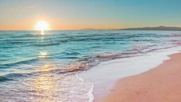 Atardecer en la playa.
